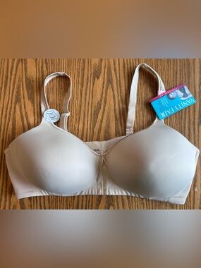 Vanity Fair Light Beige/Brown Full Coverage Smooth Molded No Underwire Bra 42D